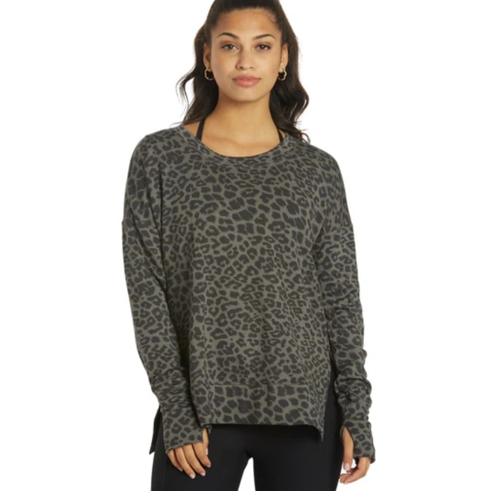 Glyder Gray Leopard Print Long Sleeve Shirt